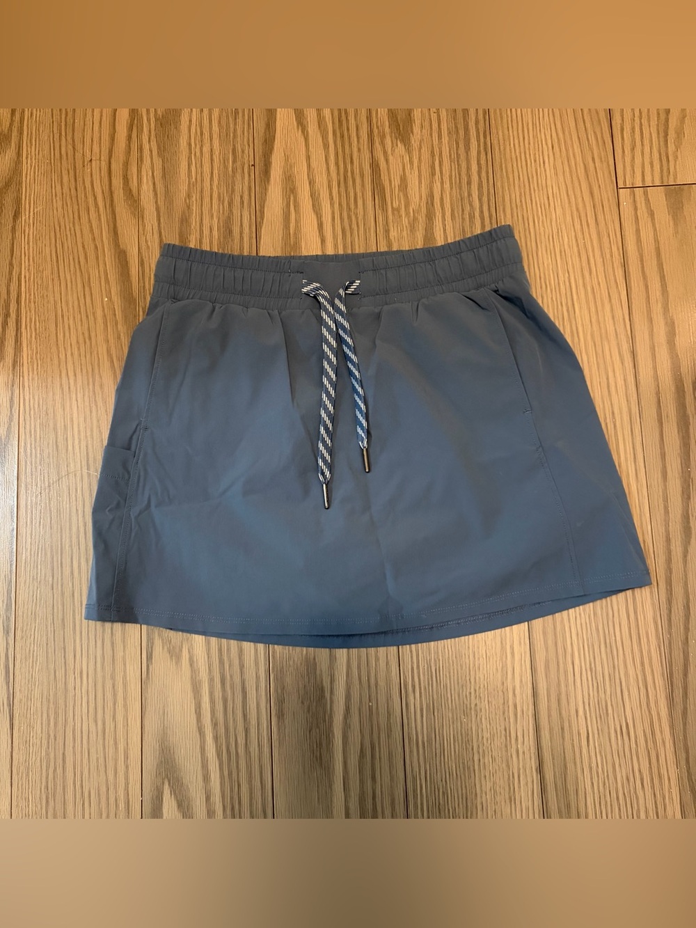 Avalanche women’s quick dry woven skort with inner bike short